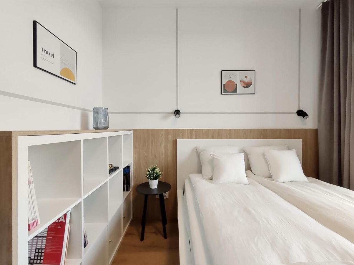 Elegant 3City Apartment With Parking In Gdansk By Noclegi Renters Kültér fotó